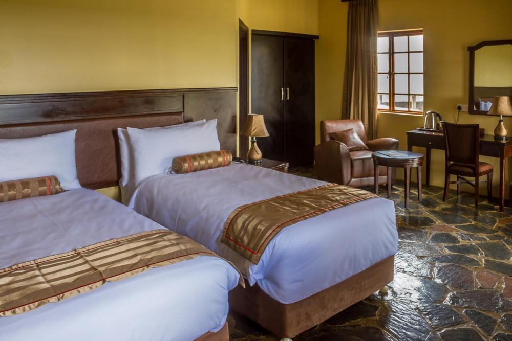 Lobatse Big Valley Game Lodge מראה חיצוני תמונה