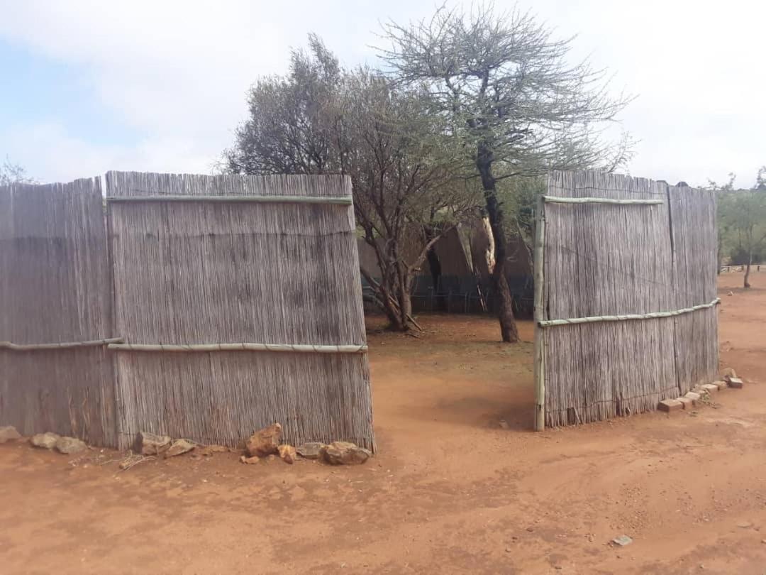 Lobatse Big Valley Game Lodge מראה חיצוני תמונה