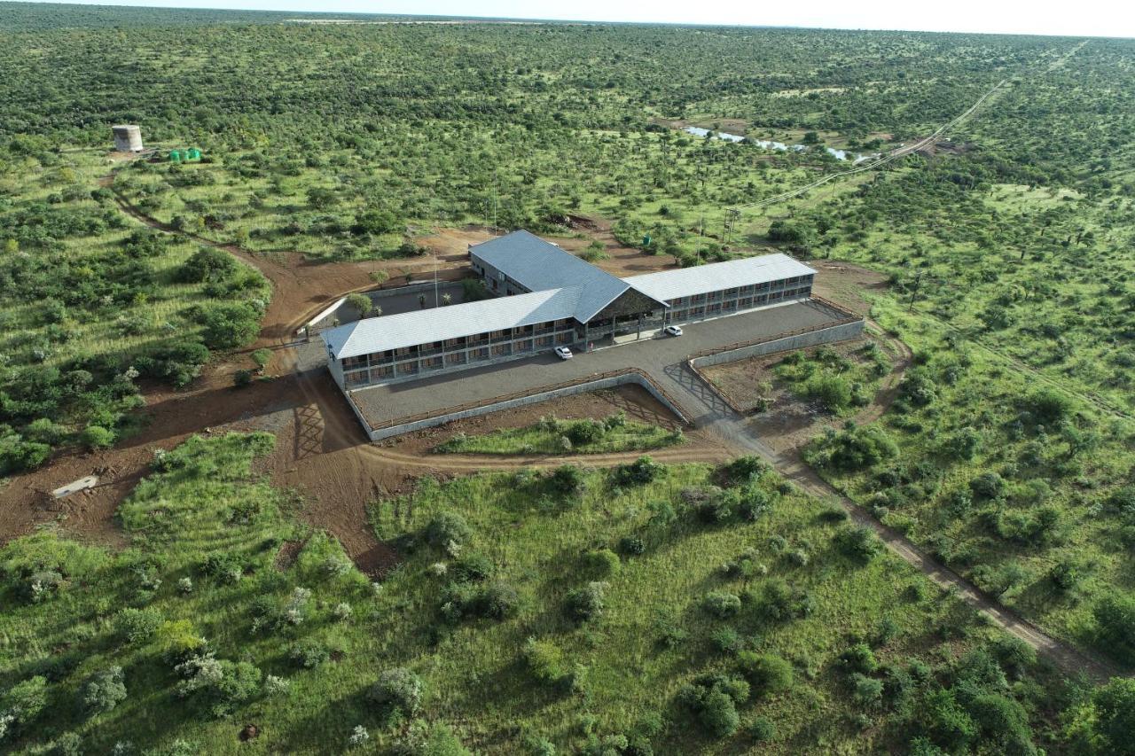 Lobatse Big Valley Game Lodge מראה חיצוני תמונה